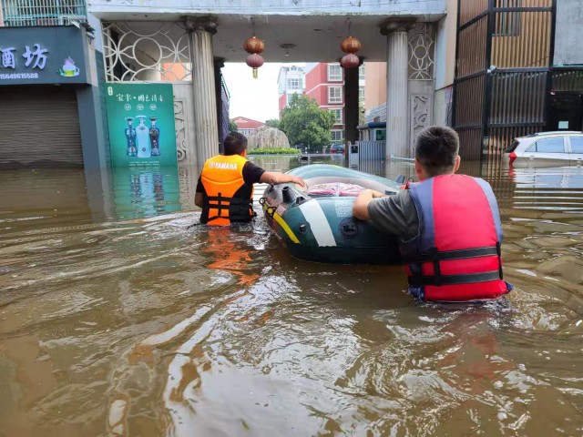 在新乡卫辉的三天三夜 ——设计公司韩磊参加新乡卫辉抗洪救援侧记