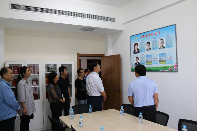 8月1日劳模工作站揭牌 017.jpg